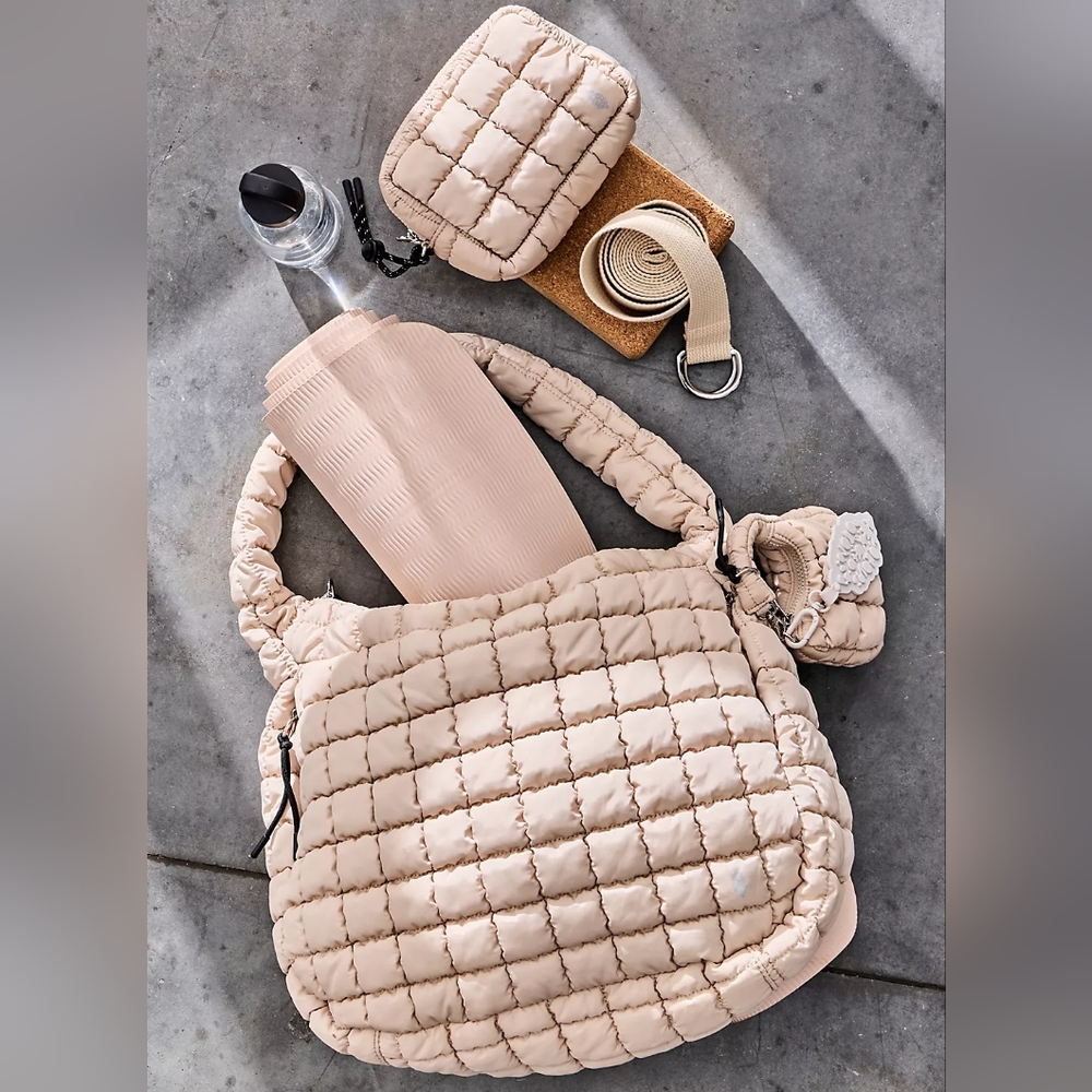 FP Movement Quilted Carryall Tote Off White Cream Shoulder Hobo Bag Free People - Picture 3 of 16